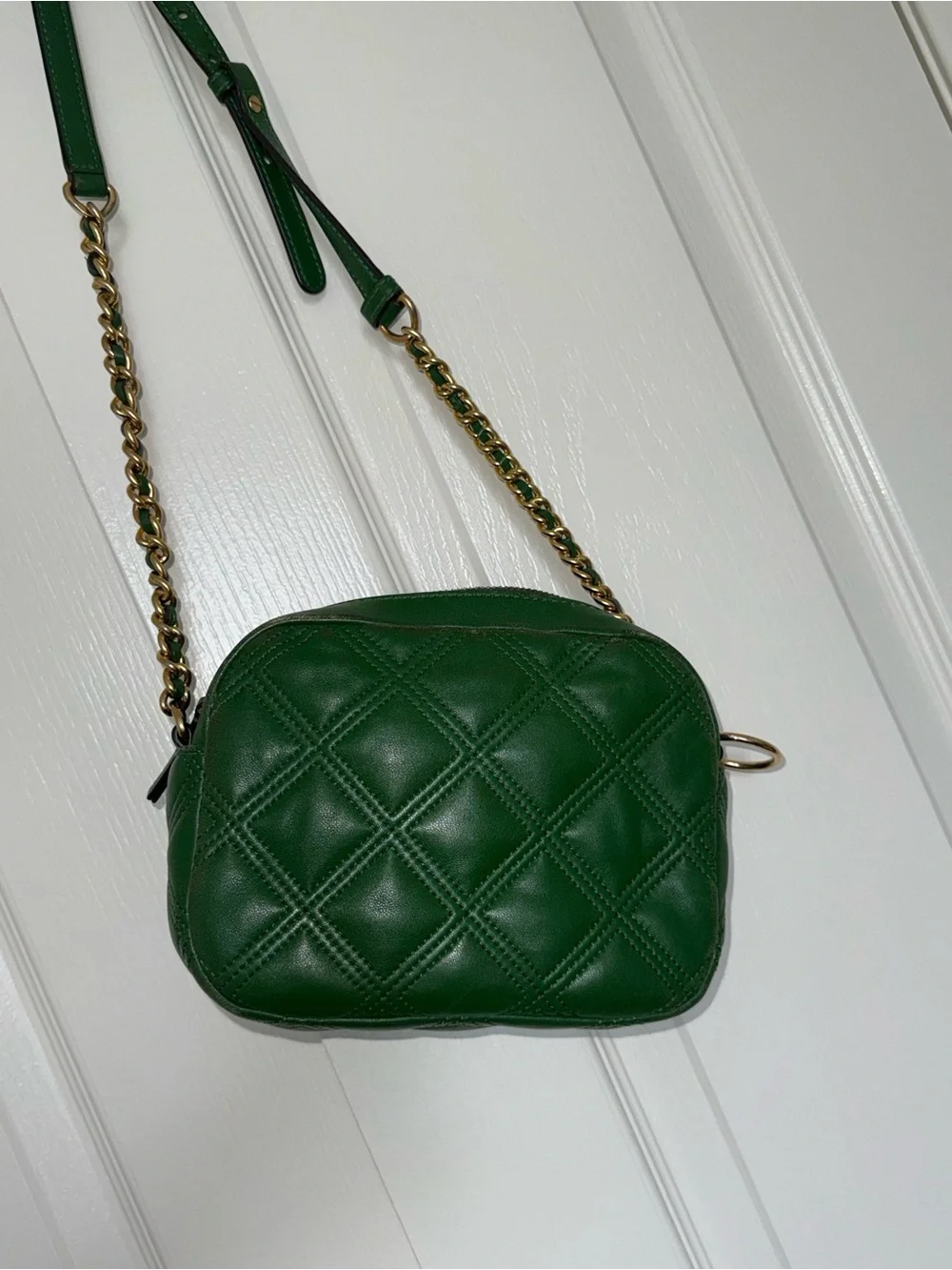 Tory Burch Emerald Quilted Leather Camera Crossbody with Gold Chain